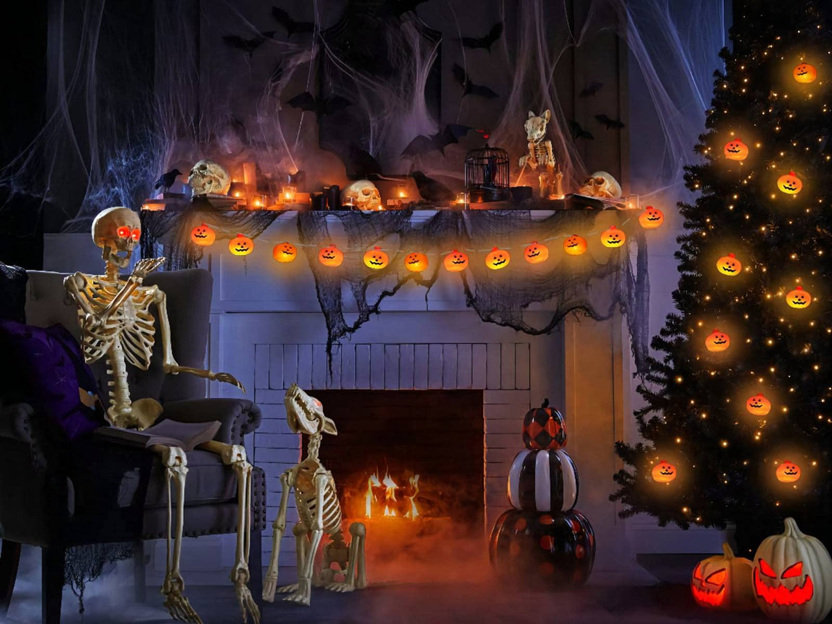 Runleo Halloween Decorations Pumpkin String Lights, 30 LED 16.4 FT 8 Modes Timer 3D Waterproof Orange Jack-O-Lantern Battery Operated Decorative Twinkle Lights for Indoor Bedroom Camper Party Decor
