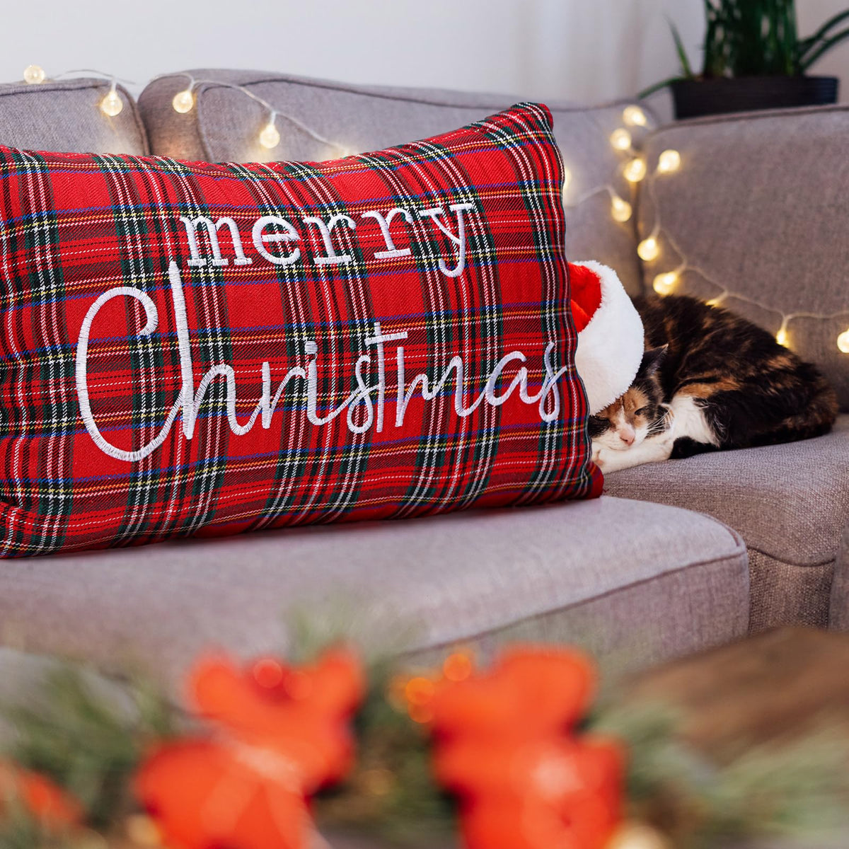 Preboun Tartan Christmas Pillow Cover 12 x 20 Inch Embroidered Merry Christmas Throw Pillow Cover Scottish Tartan Pillows Cases Home Decor Vintage Plaid Cushion Covers for Farmhouse Couch Sofa(Red)