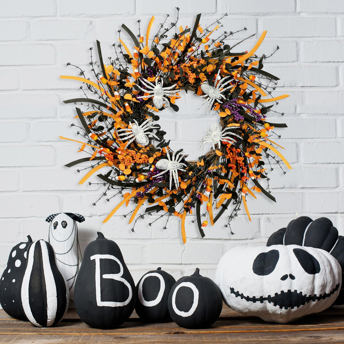 Sggvecsy Halloween Wreath 23inch with Artificial Spider Handmade Black Orange Leaves Orange Purple Berries Teeth Front Door Decorations for Outdoor Home Halloween Festival Decoration