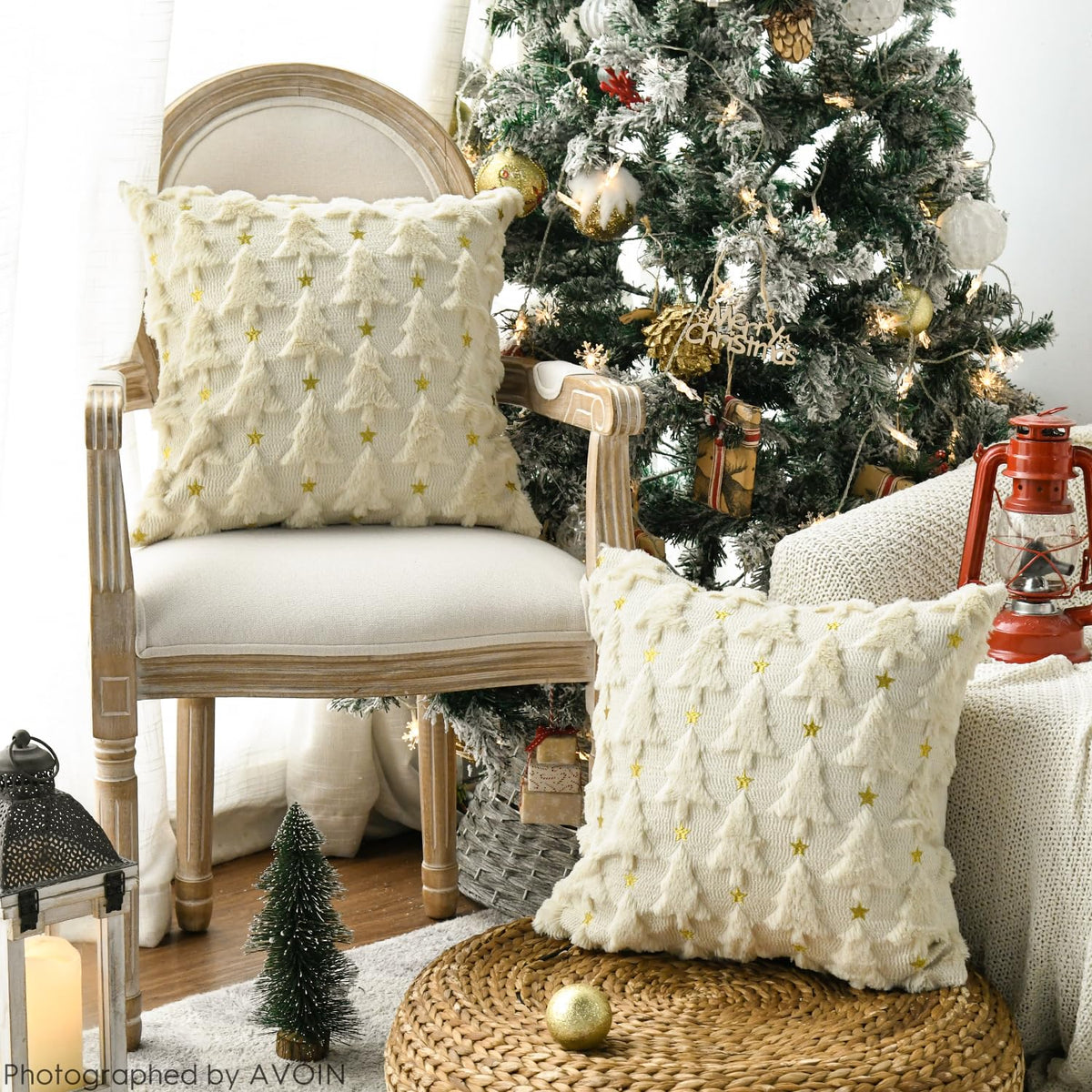 AVOIN colorlife Christmas Tree Star Beige Throw Pillow Cover Set of 2, 18 x 18 Inch Soft Plush Faux Fur Jacquard Festivals Winter Cushion Case Decoration for Sofa Couch