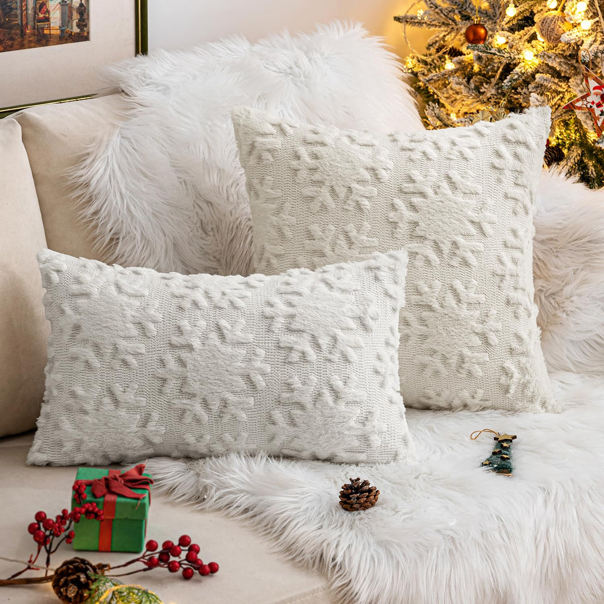 MIULEE Christmas Snowflake Decorative Throw Pillow Covers Set of 2,Soft Fluffy Faux Wool Winter Holiday Couch Pillows for Farmhouse Boho Home Decor Sofa Bed Porch Living Room 12x20 Inch Pure White