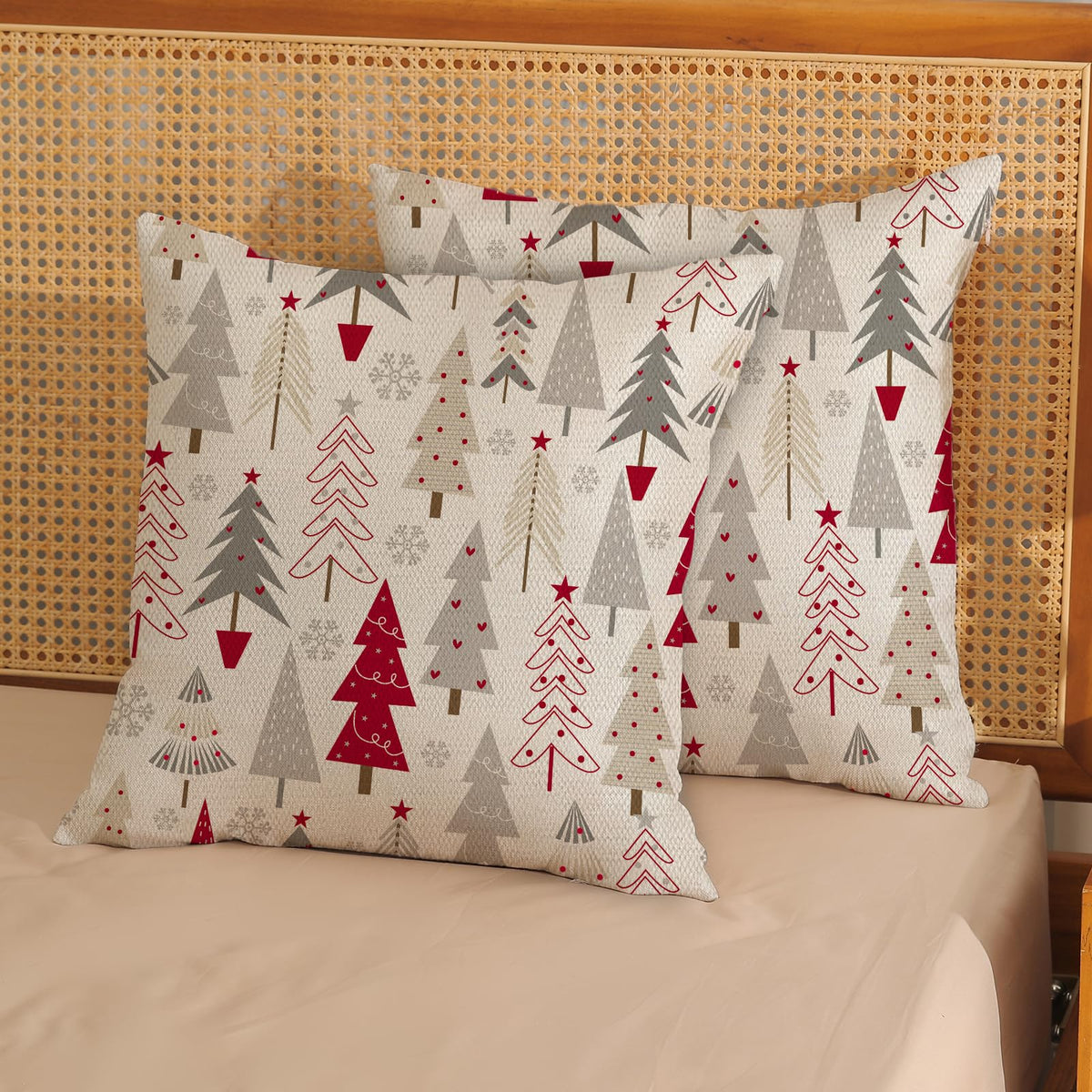GOLIANDA Christmas Pillow Covers 18x18 Set of 2 Christmas Decor Linen Pillowcase Geometric Colorful Christmas Tree Throw Pillows Winter Farmhouse Holiday Decorations Cushion Covers Couch Home Sofa