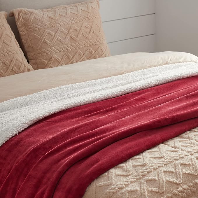 Bedsure GentleSoft Sherpa Fleece Throw Blanket for Couch - Thick and Warm Throw for Women, Soft Fuzzy Plush Christmas Blanket for Winter, Red, 50x60 Inches
