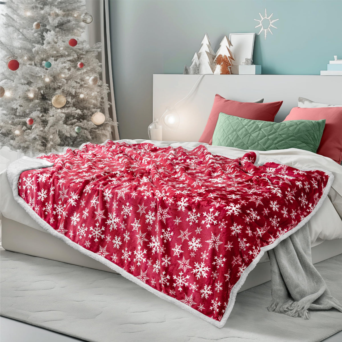 PAVILIA Red Snowflake Christmas Sherpa Throw Blanket, Ultra Soft Reversible Fleece Sherpa 50x60 Winter Blanket for Couch & Bed, Cozy Christmas Home Decor