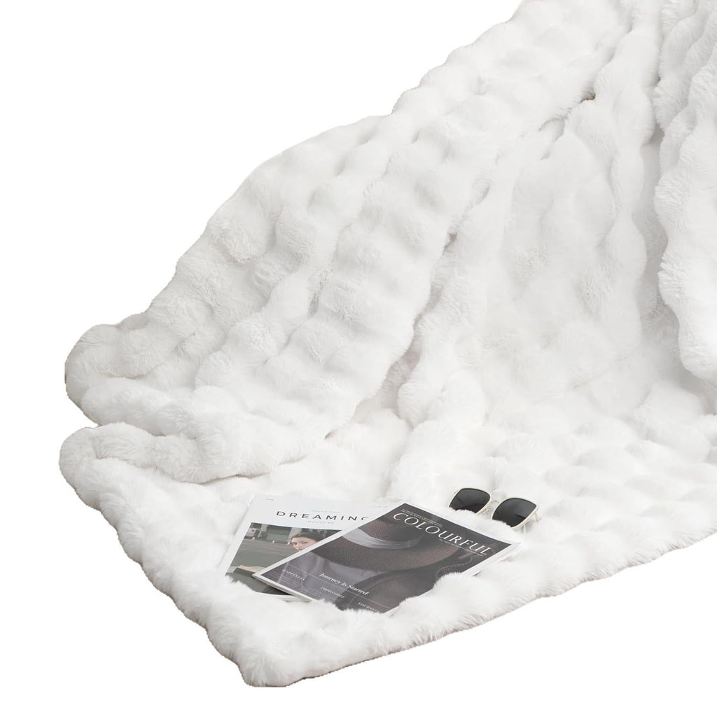 Rabbit-Hair Electric Blanket: Skin-Friendly, Soft, Washable, with Smart Temperature Control and Timer